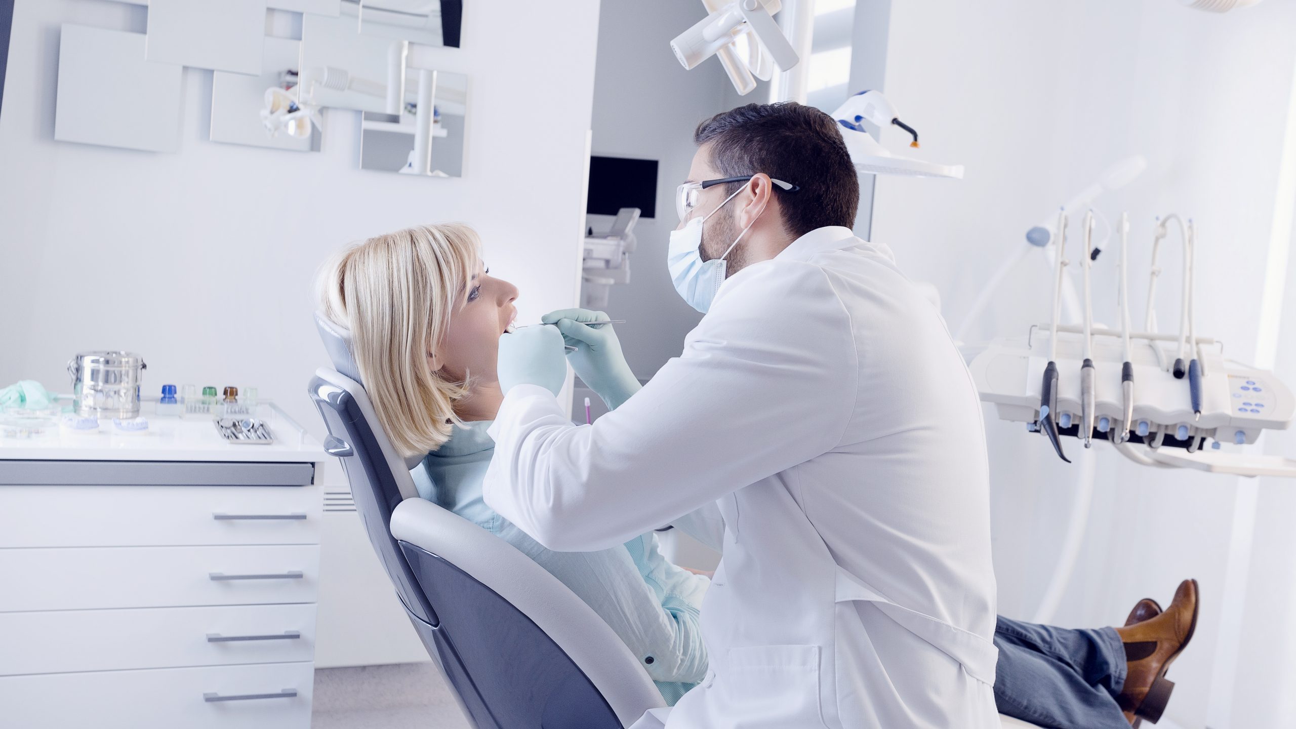 Dentist in Lares, PR